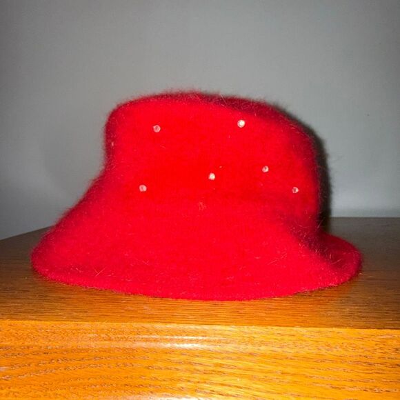 Vintage 90’s Y2K Cappelli Red‎ Angora Wool Felt Bucket Hat w/ Rhinestone Studs main image 6